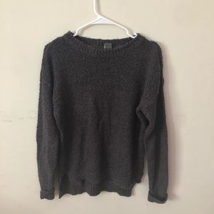 Dark plum/black sweater from Quinn (M)